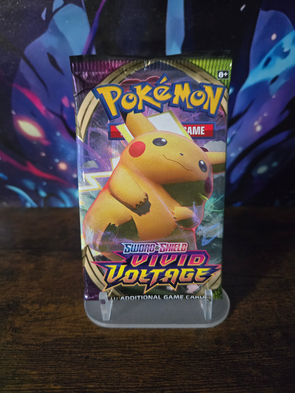 Pokémon TCG Sword and Shield Vivid Voltage Booster Card Pack